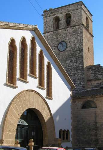 Indoor market and church beyond